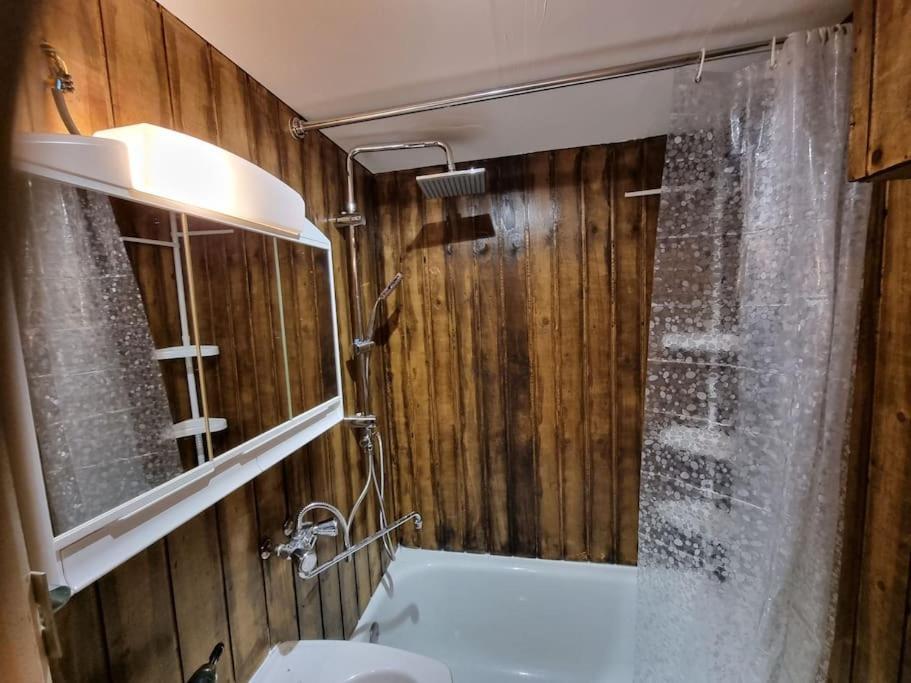 Studio 4 Couchages Dans Un Chalet Tout Confort Chamrousse Exterior foto